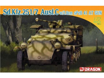 Model Kit military 7315 - Sd.Kfz.251/7 Ausf.C w/2/8cm sPzB41 AT Gun (1:72)