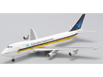 JC Wings - Boeing B747-200, dopravce Garuda Indonesia Airways, hybrid livery Singapore Airlines, Indonesie, 1/400