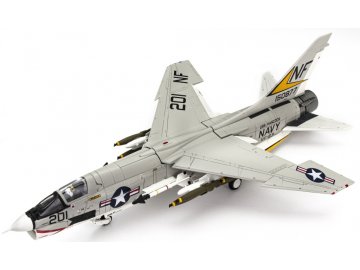 Century Wings – Vought F-8E Crusader, USS Hancock, USN VF-53 Iron Angels, NF201, Vietnam, 1967, Startkonfiguration, 1/72