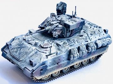 Dragon - M2A3 Bradley (Snowy Version), US Army, 1/72