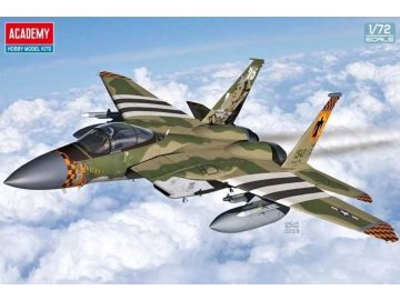 Model Kit letadlo 12582 - F-15C "75th Anniversary Medal of Honor" (1:72)