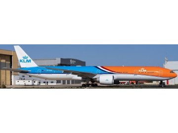 Phoenix - Boeing B777-306ER, KLM Royal Dutch Airlines, "OrangePride, Nationaal Park De Hoge Veluwe / De Hoge Veluwe National Park", Netherlands, 1/400