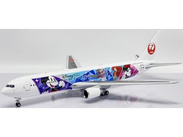 44613 jc wings sa2034 boeing 767 300er japan airlines disney 100 livery ja615j x5b 192265 0