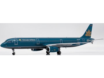 44503 jc wings lh2420 airbus a321 200 vietnam airlines vn a344 x54 197220 0