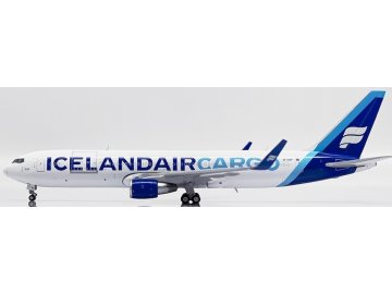 44616 jc wings xx40172 boeing 767 300erbcf icelandair cargo tf isp x45 195213 0