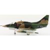 hobbymaster ha1439 a4k skyhawk nz6207 no75 squadron rnzaf new zealand xe8 199077 2