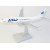 hogan hguta738 boeing 737 800 ut air x86 191961 0