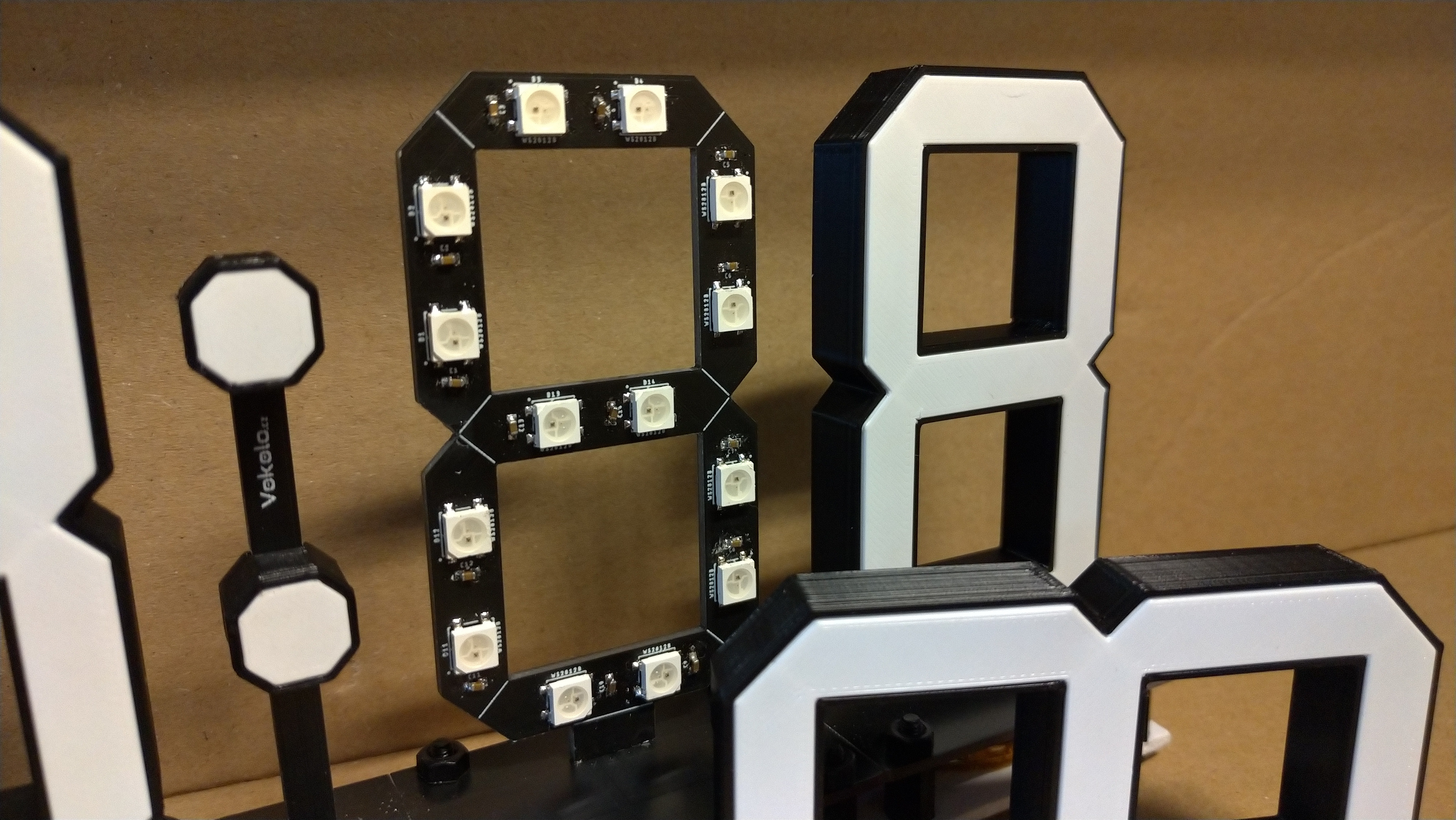 NeoPixSegment DIY hodiny