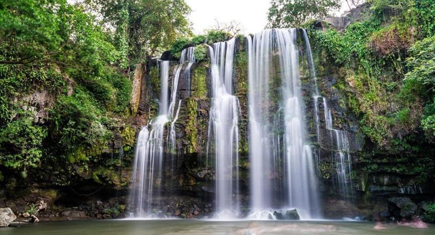 Sopečná voda | Santo Volcano Spa