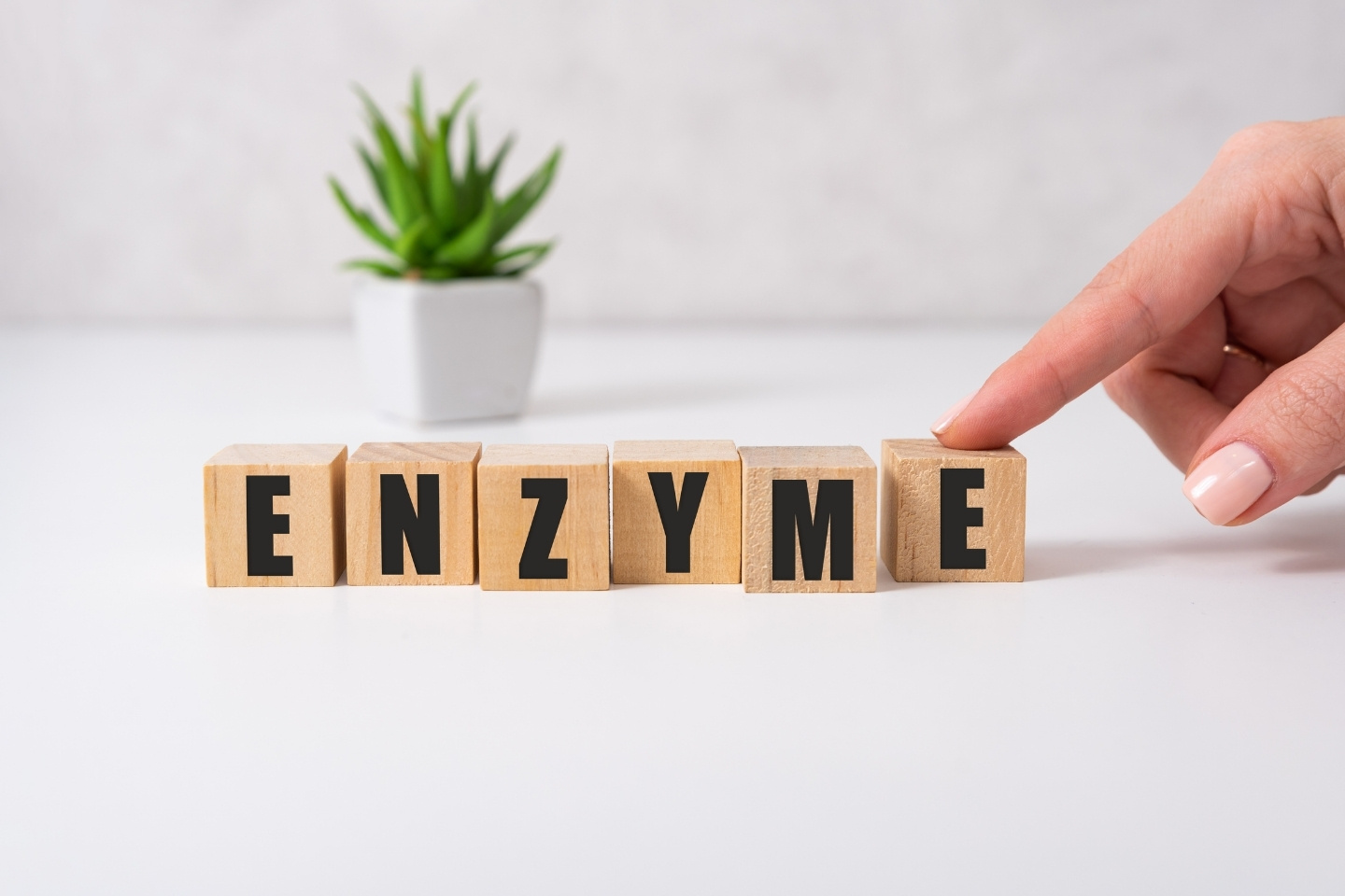 Koncentrovaný prací gél VONEA s enzýmami