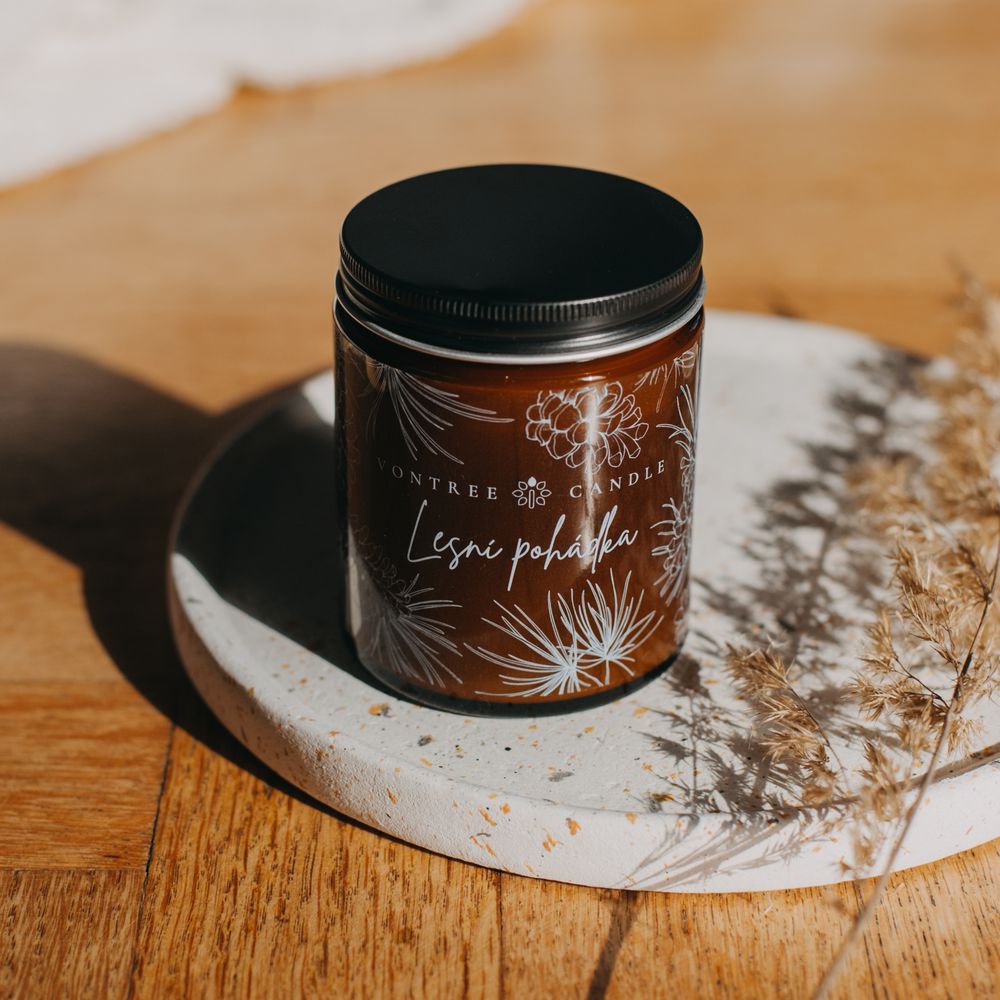 LETNÍ VŮNĚ SVÍČEK: JAK PŮSOBÍ NA VAŠI PSYCHIKU?