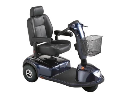 Elekktricky╠ü sku╠ütr vozi╠ük pro seniory Invacare Comet 1