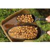 Fox - Zakrmovací lopatka - Particle Baiting Spoon