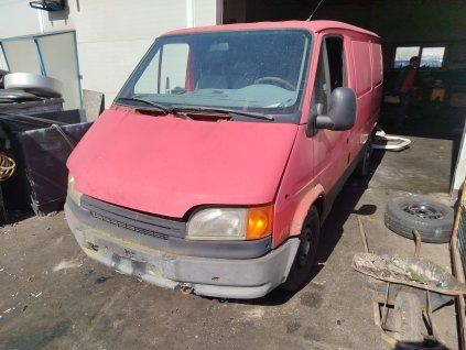Ford Transit 2.5di 51,4kw 4FB  červená