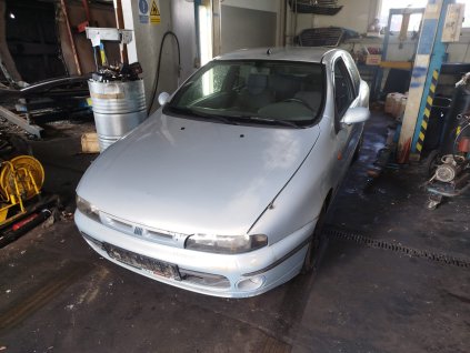 FIAT BRAVO hatch 1.6i 76kw 182A4000  světle modrá