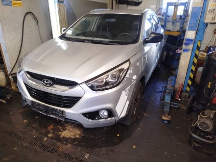 Hyundai ix35 2.0i 122kw G4NC  šedá