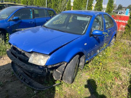 Volkswagen Bora 1.9tdi 85kw AJM  modrá