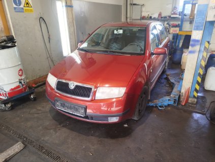 Škoda Fabia hatch 1.4i 44kw AZE  červená