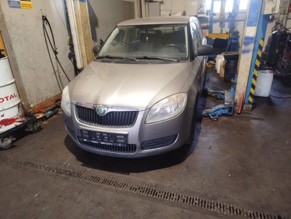 Škoda Fabia hatch 1.2i 44kw BBM  hnědá