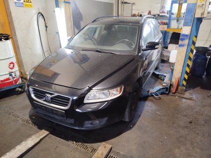 Volvo V50 1.6D 80ke D4164T  černá
