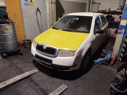 Škoda Fabia hatch 1.4i 50kw AME  bílá