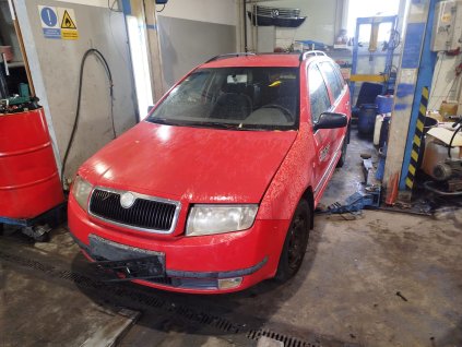Škoda Fabia kombi 1.4i 50kw AME  červená