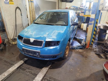 Škoda Fabia hatchback 1.4i 44kw AZF  modrozel