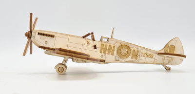 Dřevěný model historického letadla Supermarine Spitfire LF Mk.IXE - dřevěné 3D puzzle letadel a vrtulníků Vrky