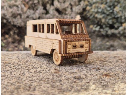 Dřevěná stavebnice ZUK 1:43