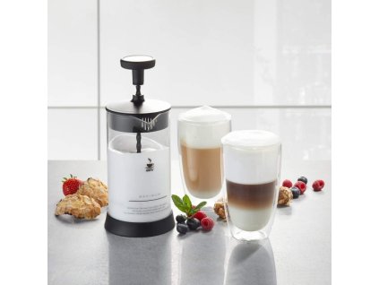 Set ruční napěňovač mléka ANTONIO + 2 sklenice Latte Macchiato 350ml - GEFU  Šlehač mléka ANTONIO a 2 sklenice Latte Macchiato 350ml - GEFU
