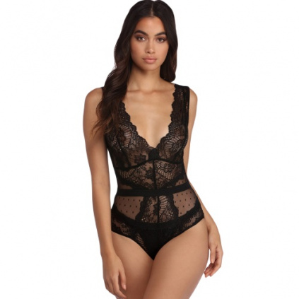 Dámské sexy body Black Scalloped Deep V Neck Lace Bodysuit