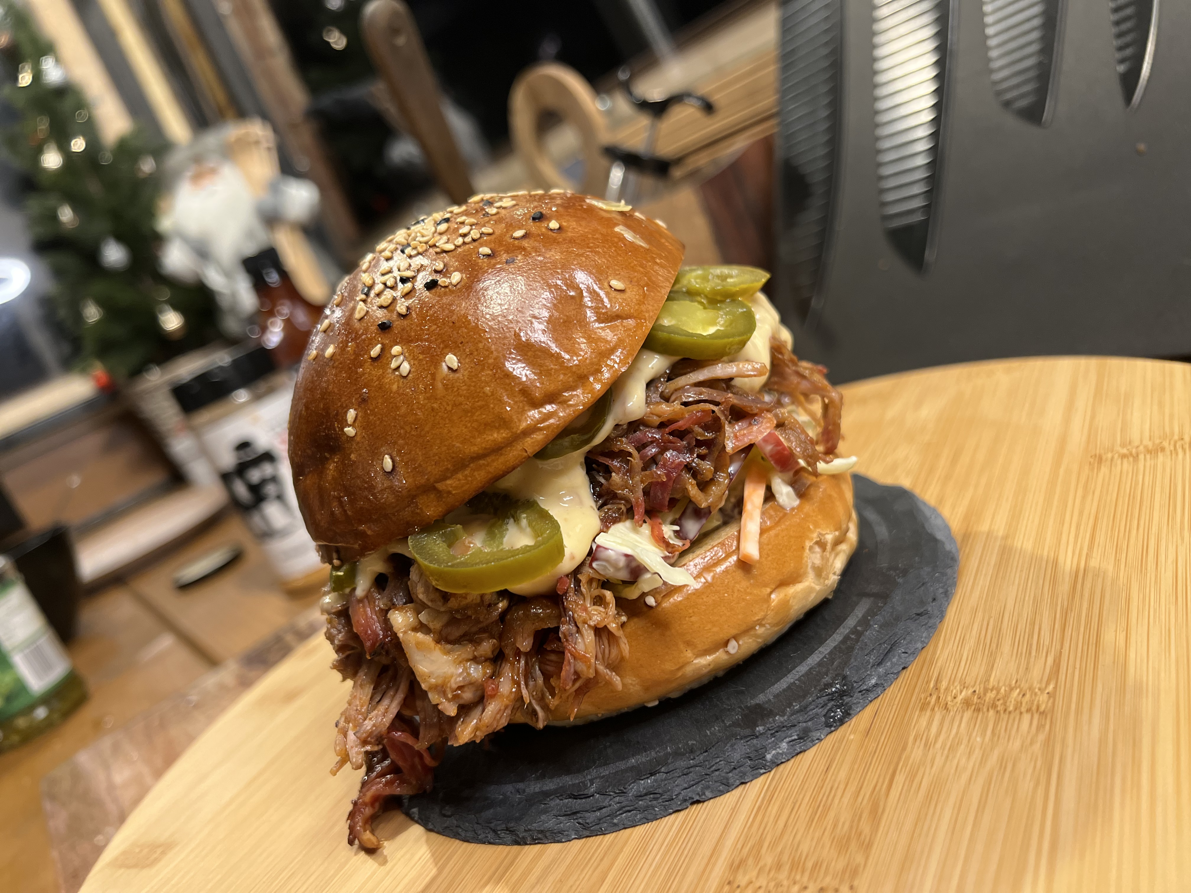 Pulled Pork Burger s Jackem Danielsem