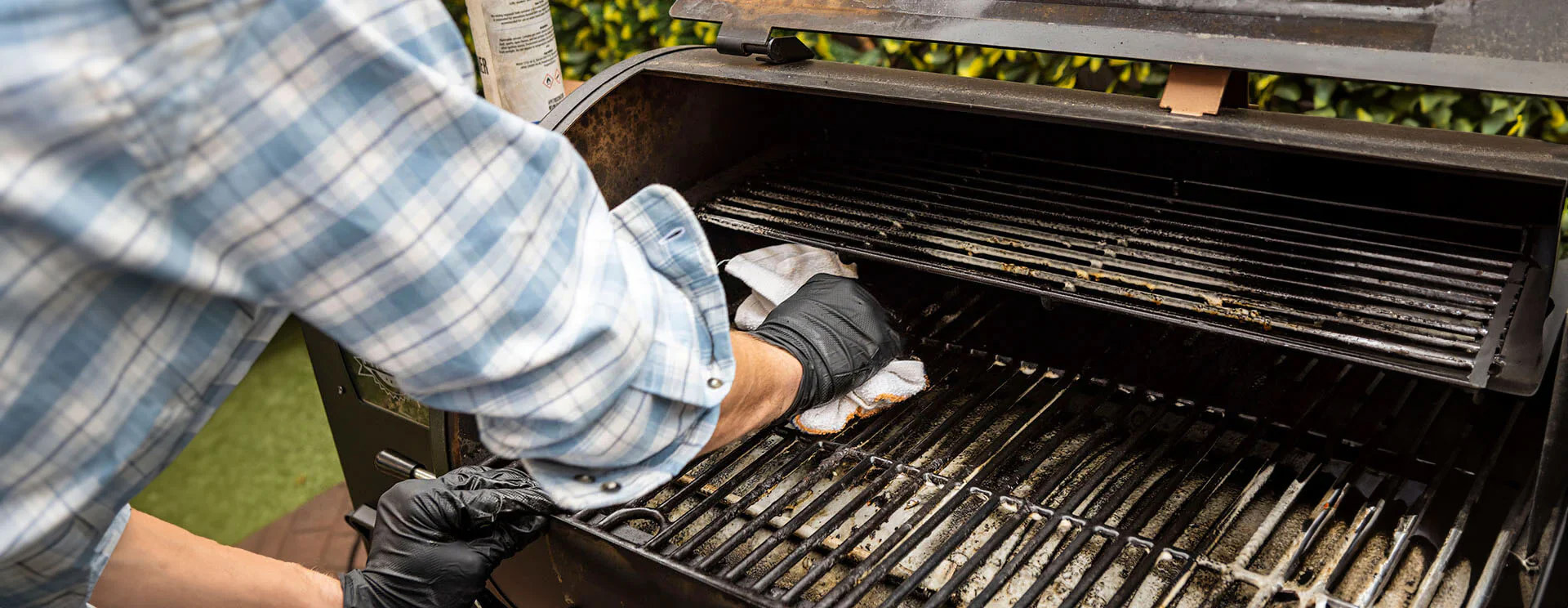 Tipy a rady pro správnou údržbu grilu na konci sezóny