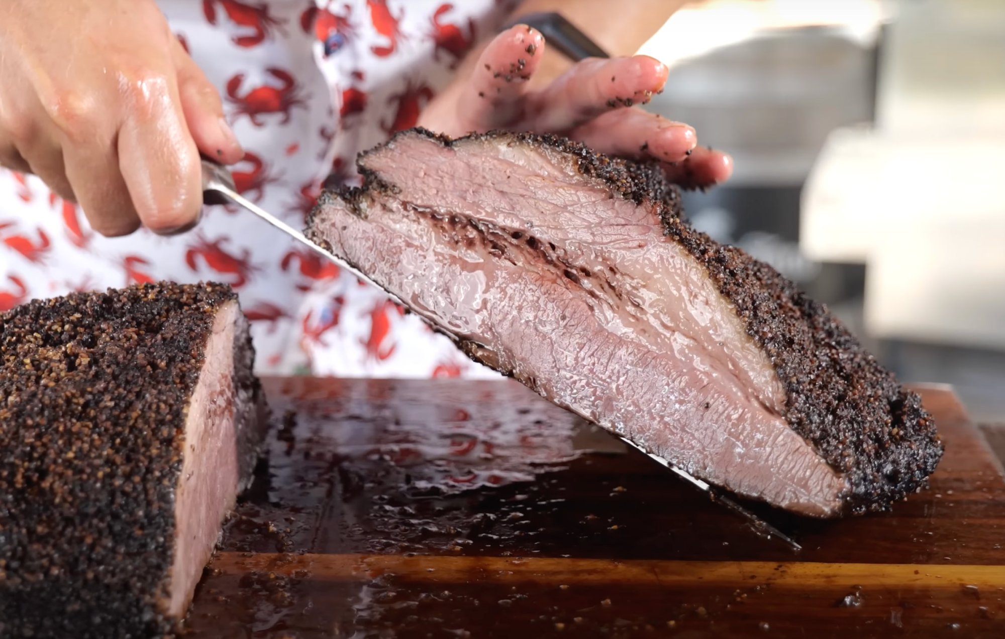 Dokonale šťavnatá uzená hruď s metodou 4-2-10