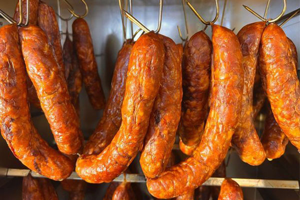 Pikantní klobásky „Habanerky“ se sýrem