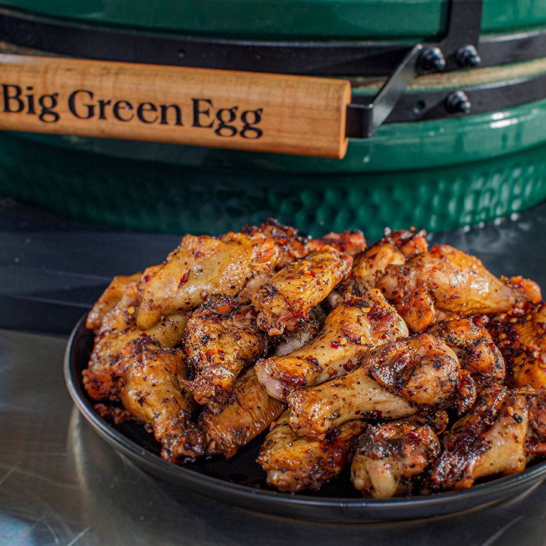 Kuřecí stehna v Big Green Egg od mistra Svatého