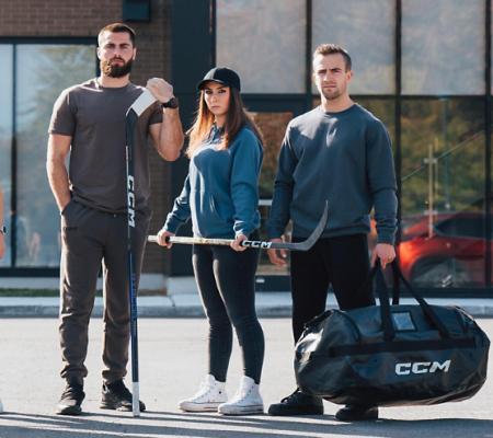 Oblečení pro hokejisty: Definuj si svůj styl na ledě i mimo něj