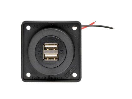USB zásuvka, Berker www.vseprokaravan.cz