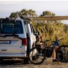 Nosič jízdních kol Carry-Bike pro VW T6, černý, www.vseprokaravan.cz