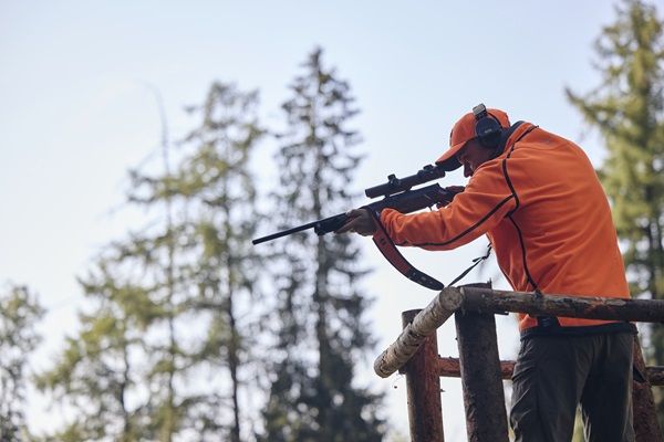 Přesnější střelba s řemeny Sauenhammer – německá kvalita pro každého myslivce