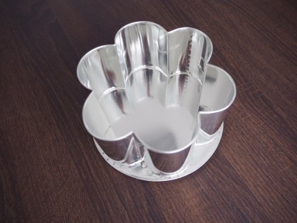 DORTOVÁ FORMA KYTKA  30 cm