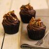 1 Chocolate Cupcakes with gold praline web