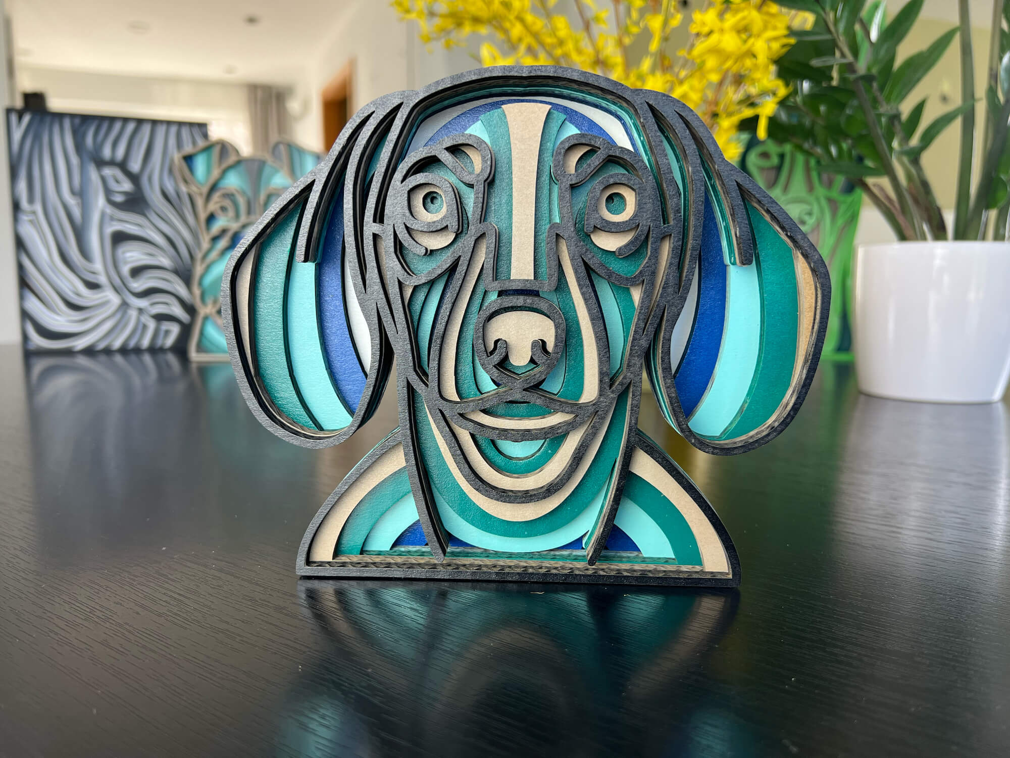 Vsepropejska Mandala Jezevčík dekorace na stůl Barva: Zelená, Rozměr (cm): 15,5 x 18,5