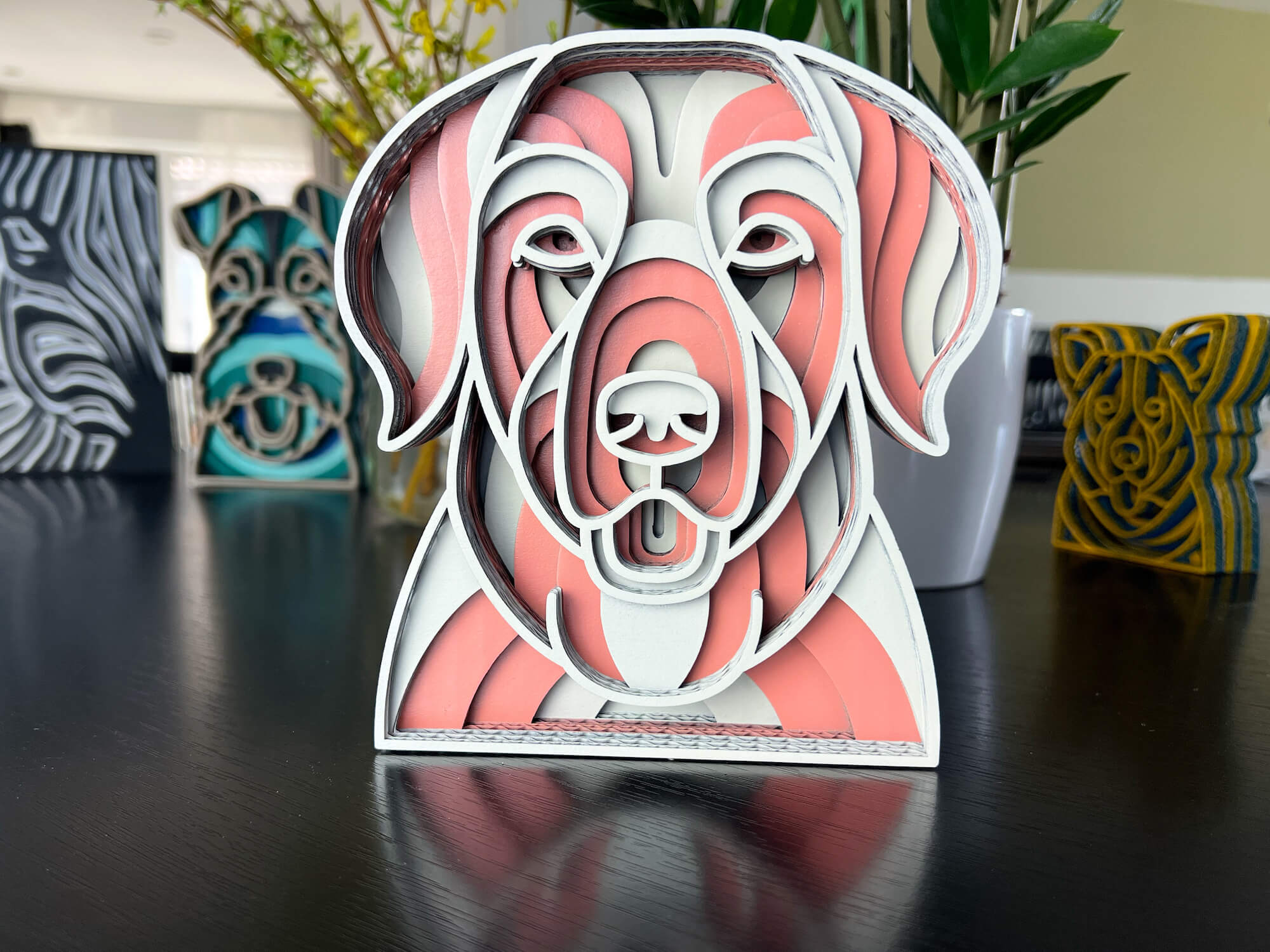 Vsepropejska Mandala Zlatý retrívr dekorace na stůl Barva: Růžová, Rozměr (cm): 17 x 15,5