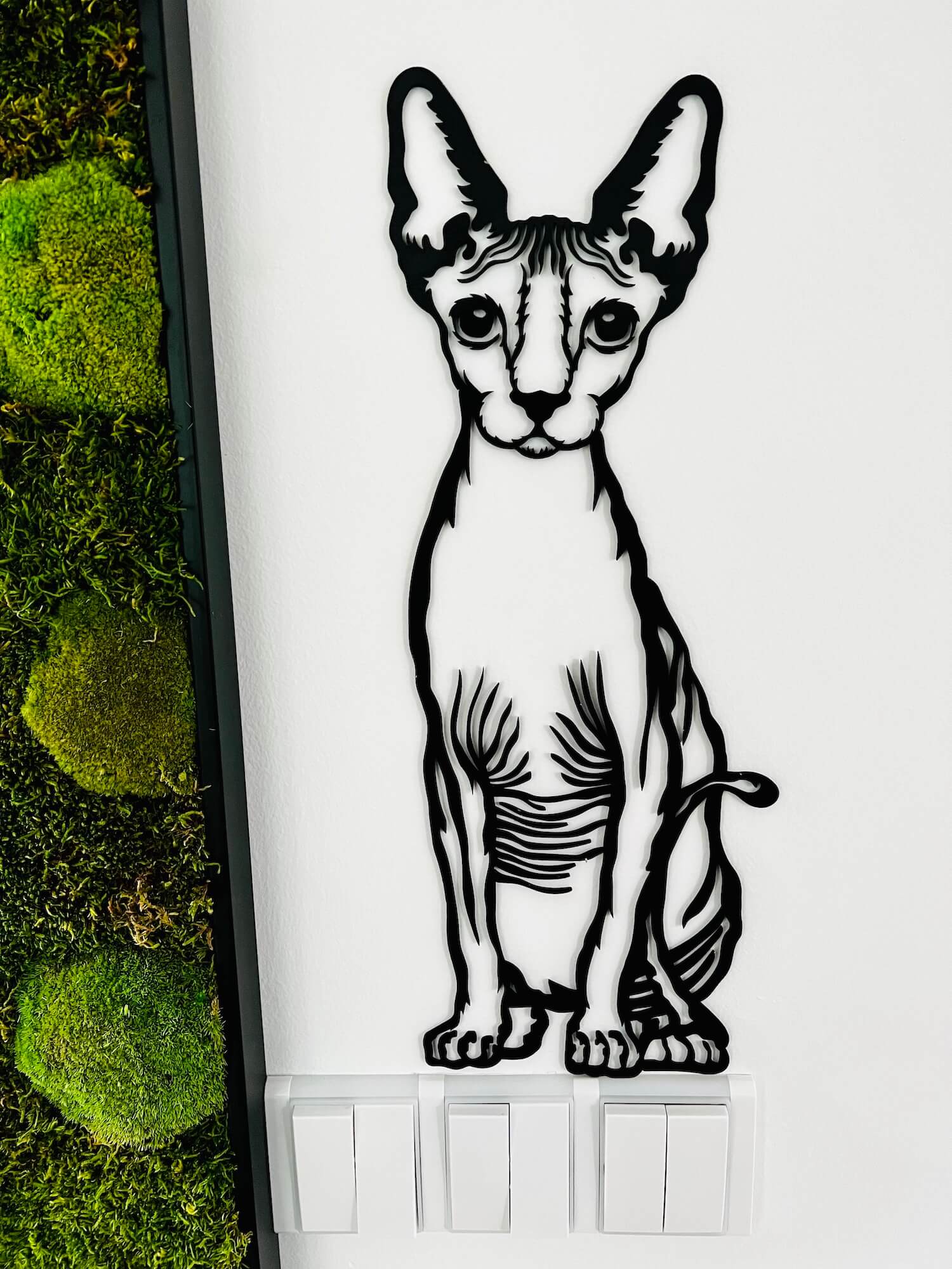Levně Kočka Sphynx dřevěná dekorace na zeď Rozměr (cm): 38 x 18, Dekor: Černá