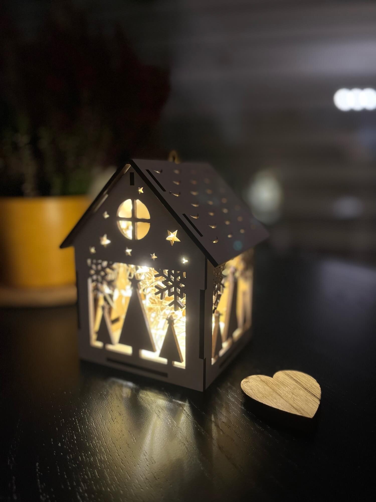 Vsepropejska Bílý Vánoční domeček Rozměr (cm): 10 x 7, Typ: Chaloupka 3