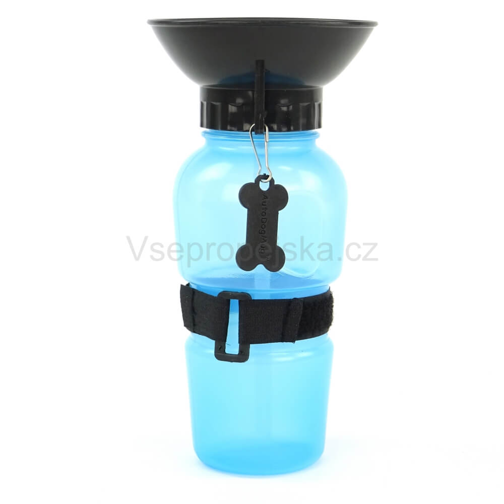 Levně Mug cestovní láhev pro psa 500 ml Barva: Modrá