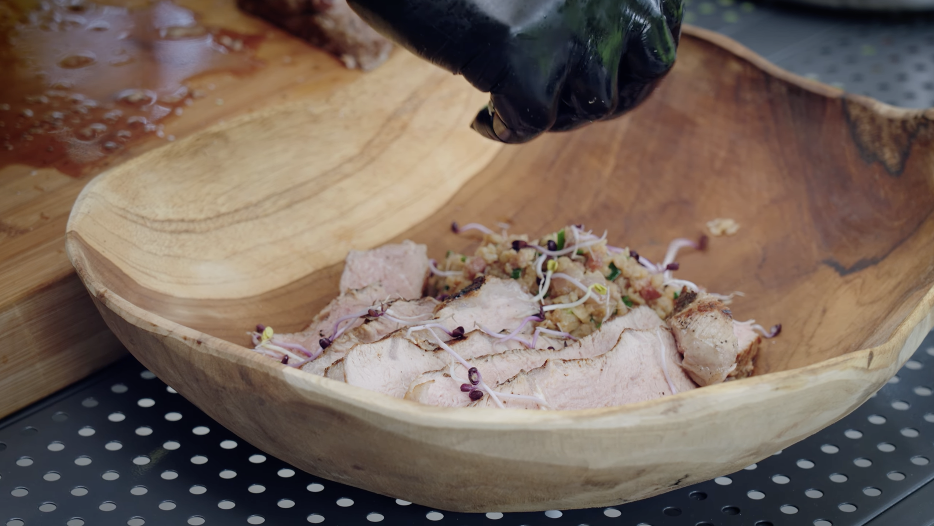 TOMAHAWK NA GRILE SO SLANOU OVSENOU KAŠOU