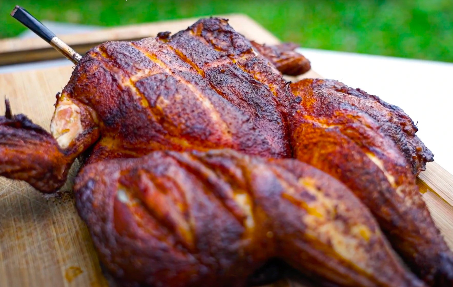 Dokonale šťavnaté údené kurča v udiarni Borniak