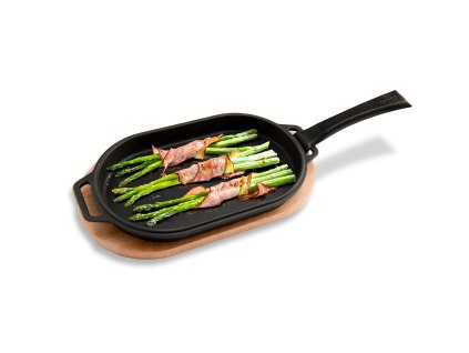 T Witt Pizza cooking pan studio 1